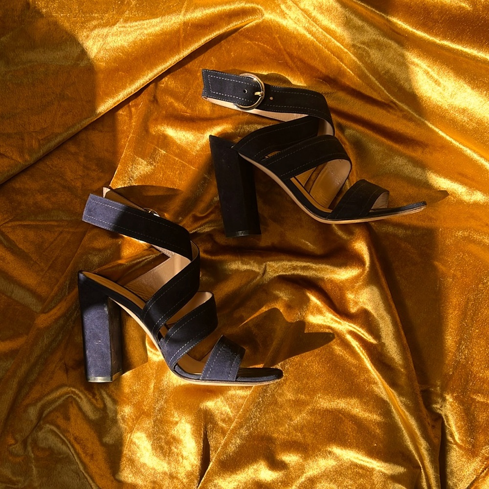 Gianvito Rossi size 39 Suede sandals